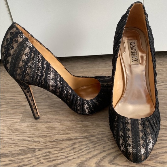 Badgley Mischka Shoes - Badgley Mischka Lace Pointed Toe Heels